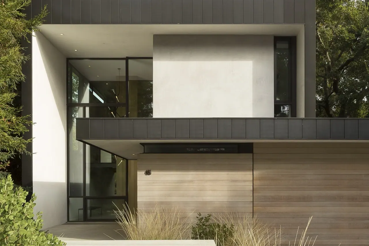 Palo Alto — Tree House, natural wood and zinc